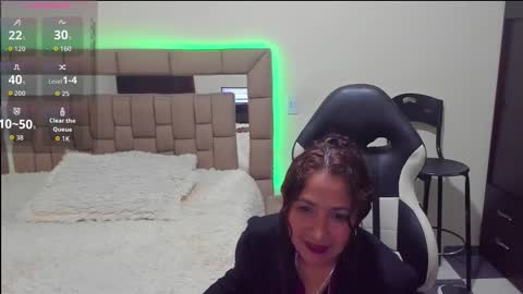 gabriela ponce online show from October 15, 2025, 11:27 pm