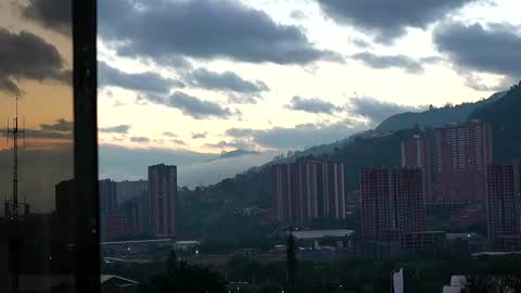 Gabriela salgado online show from September 10, 2025, 10:48 am