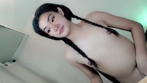 Snapshot of gabrielawantsyou chatting on January 5, 2025, 4:36 am GABBY online show from January 5, 2025, 4:36 am