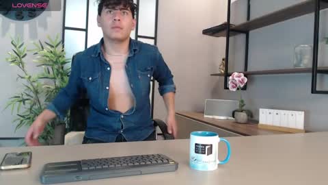 Snapshot of gabriell_ramirez_ chatting on March 1, 2025, 4:47 am gabriell_ramirez_ online show from March 1, 2025, 4:47 am