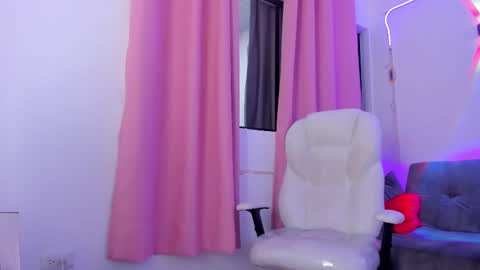 Snapshot of gaby_foox chatting on September 25, 2025, 1:48 pm gaby online show from September 25, 2025, 1:48 pm