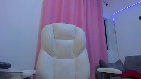 Snapshot of gaby_foox chatting on October 1, 2025, 2:01 pm gaby online show from October 1, 2025, 2:01 pm