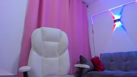 Snapshot of gaby_foox chatting on October 6, 2025, 1:52 pm gaby online show from October 6, 2025, 1:52 pm