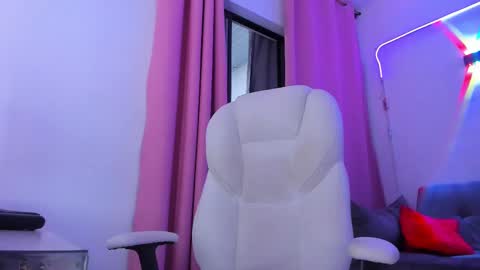 Snapshot of gaby_foox chatting on October 7, 2025, 1:41 pm gaby online show from October 7, 2025, 1:41 pm