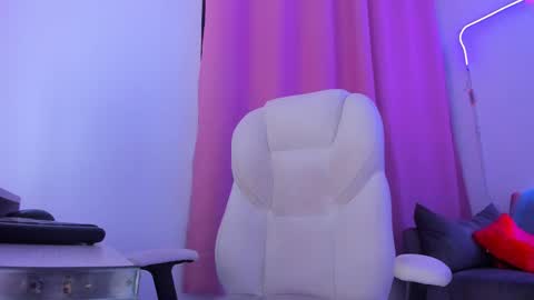 Snapshot of gaby_foox chatting on October 9, 2025, 2:37 pm gaby online show from October 9, 2025, 2:37 pm