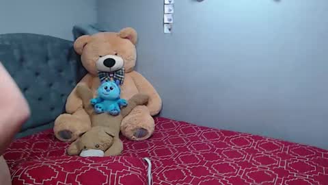 Gabriela online show from March 31, 2026, 2:57 am