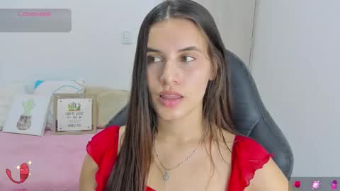 Gabriela online show from March 1, 2025, 10:42 pm