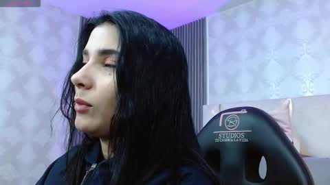 Gaby online show from October 6, 2025, 3:15 am