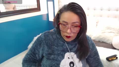 gabriela online show from February 24, 2025, 3:42 pm