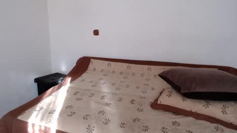 gabyfeatbogdy online show from January 19, 2025, 12:17 pm