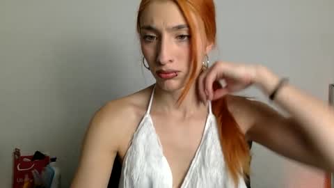 Snapshot of gabykovalenko chatting on September 12, 2025, 2:44 am Gaby online show from September 12, 2025, 2:44 am