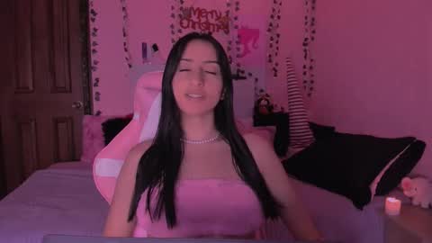 gabyye capprins online show from November 16, 2025, 12:27 am