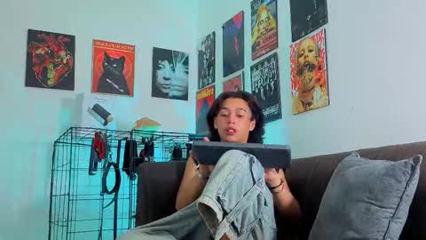 Gael Conner online show from September 20, 2025, 2:56 am