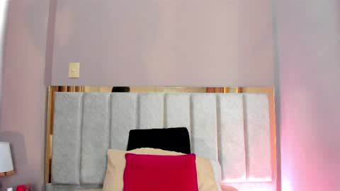 GahiaBelucci online show from April 14, 2026, 5:52 pm