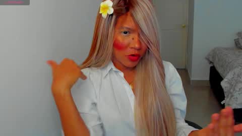 gaia_oficialll online show from January 9, 2026, 10:44 pm