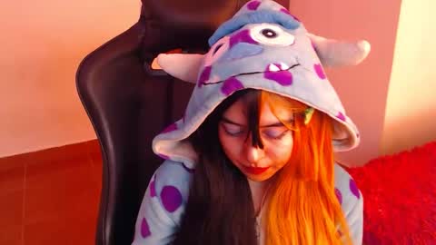 Kate 3 online show from February 10, 2026, 8:35 pm