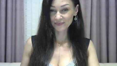 galaxy_33 online show from October 9, 2025, 3:43 pm