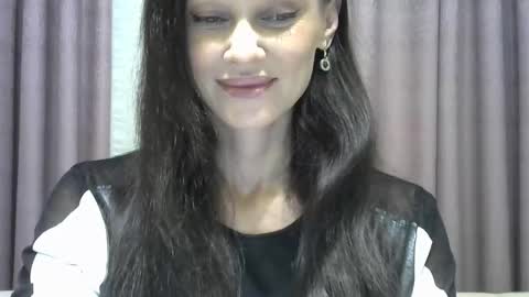 galaxy_33 online show from October 12, 2025, 4:50 pm