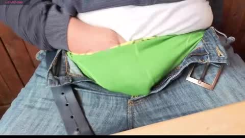 Stutzen online show from April 21, 2026, 2:23 pm