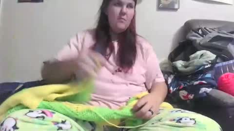 Snapshot of gamer202324 chatting on October 31, 2025, 2:45 am gamer202324 online show from October 31, 2025, 2:45 am