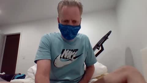 Snapshot of gamerboy200 chatting on September 17, 2025, 1:07 am gamerboy200 online show from September 17, 2025, 1:07 am