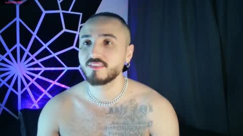 Snapshot of garbel09 chatting on January 20, 2025, 6:21 am Chris  Dont forget to gift me thumb up Its very important to me and makes me happy AF  online show from January 20, 2025, 6:21 am