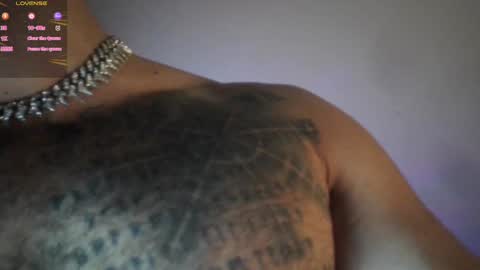 Snapshot of garbel09 chatting on January 25, 2025, 8:42 pm Chris  Dont forget to gift me thumb up Its very important to me and makes me happy AF  online show from January 25, 2025, 8:42 pm