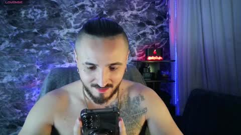 Snapshot of garbel09 chatting on February 20, 2025, 6:50 am Chris  Dont forget to gift me thumb up Its very important to me and makes me happy AF  online show from February 20, 2025, 6:50 am