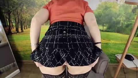 Snapshot of gardner_ava chatting on February 24, 2025, 1:53 pm Ava online show from February 24, 2025, 1:53 pm