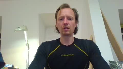 Snapshot of garfield42 chatting on May 9, 2026, 8:25 pm Garfield online show from May 9, 2026, 8:25 pm