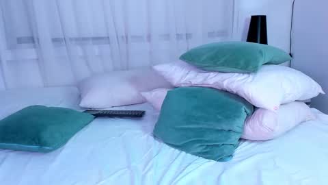 Snapshot of garnetsugar chatting on December 14, 2024, 9:18 am garnet  online show from December 14, 2024, 9:18 am