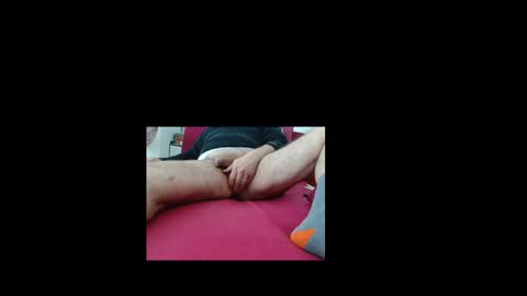 gary1111111 online show from April 10, 2026, 12:10 pm