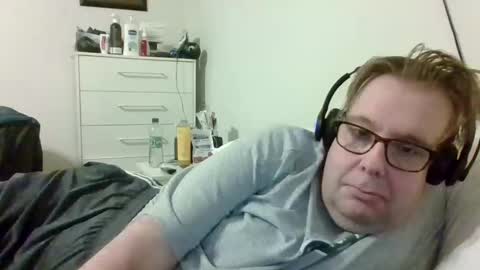 Gary online show from October 7, 2025, 5:04 am