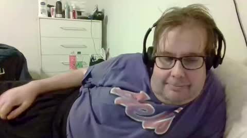 Gary online show from October 19, 2025, 4:24 am