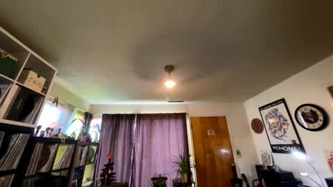 marvin pumpt online show from January 11, 2026, 5:51 pm