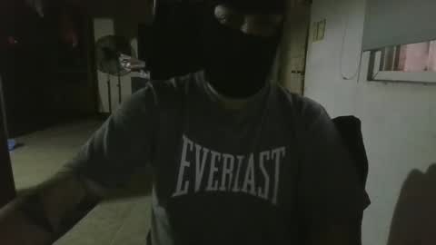 gastonboca96 online show from March 10, 2025, 10:24 pm