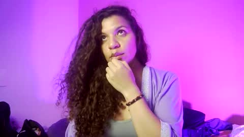 Snapshot of gatubelahotxxx chatting on February 3, 2026, 7:46 am gatubelahotxxx online show from February 3, 2026, 7:46 am