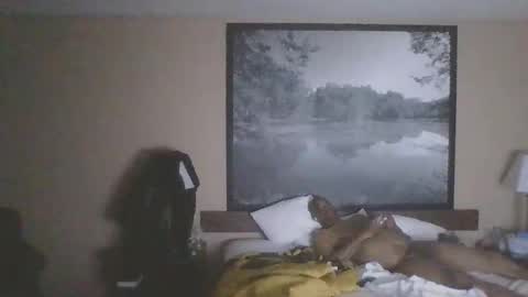 GaWdZKuMn online show from November 12, 2025, 5:19 am