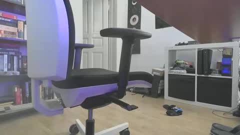 gaymer_play online show from February 16, 2025, 9:59 pm