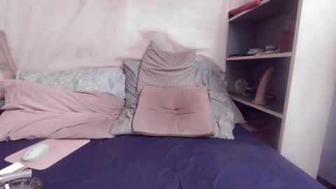 gayrobbin online show from March 2, 2026, 8:26 pm