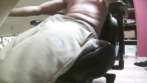 gbm67 online show from January 28, 2025, 9:19 am