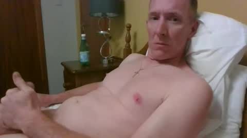 gdub7878 online show from April 5, 2026, 10:40 pm