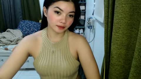 gel_lllluxry online show from July 5, 2026, 1:18 pm