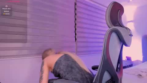 Gemma online show from November 17, 2025, 4:18 am