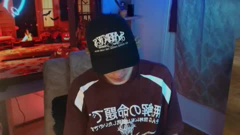 Snapshot of gemdominus chatting on October 19, 2025, 1:17 am Gem Dominus online show from October 19, 2025, 1:17 am