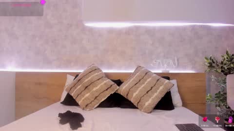 geminis muentes online show from January 7, 2025, 2:53 am