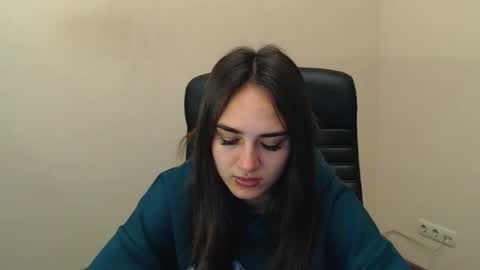 Gemma online show from October 9, 2025, 6:11 am