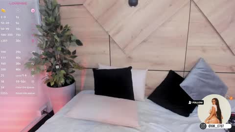 Snapshot of gemmacarter_ chatting on January 7, 2025, 11:03 pm    online show from January 7, 2025, 11:03 pm