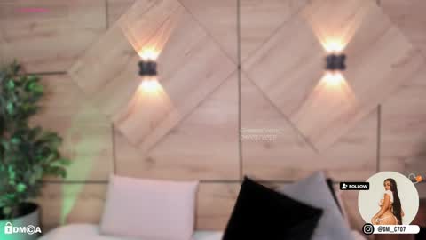 Snapshot of gemmacarter_ chatting on February 8, 2025, 11:02 pm    online show from February 8, 2025, 11:02 pm
