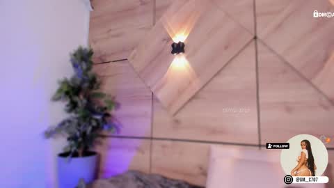 Snapshot of gemmacarter_ chatting on February 28, 2025, 11:01 pm    online show from February 28, 2025, 11:01 pm